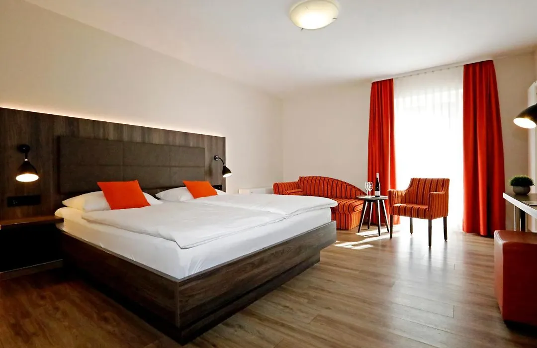 Landhotel Altes Wasserwerk GbR-1