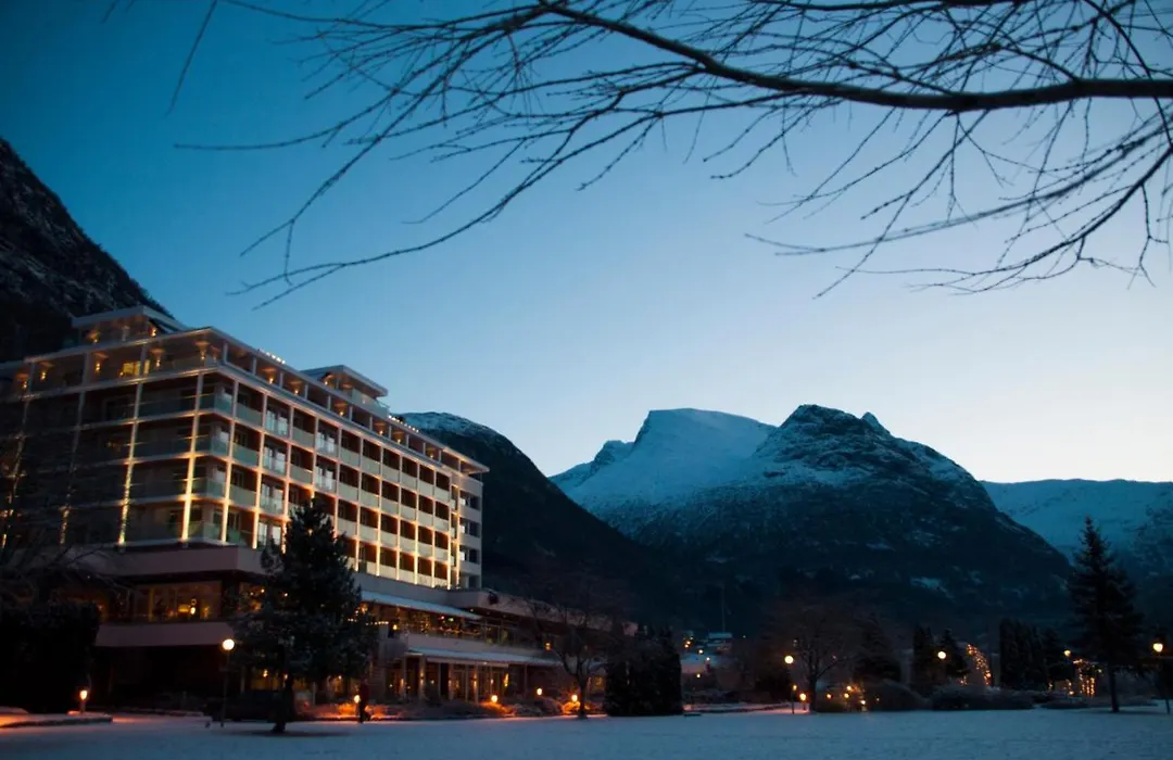 Hotel Alexandra Loen-1
