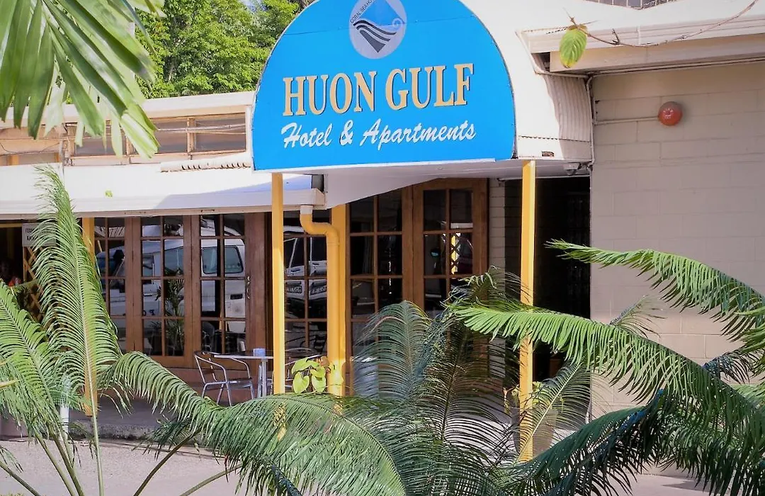 Huon Gulf Hotel-1