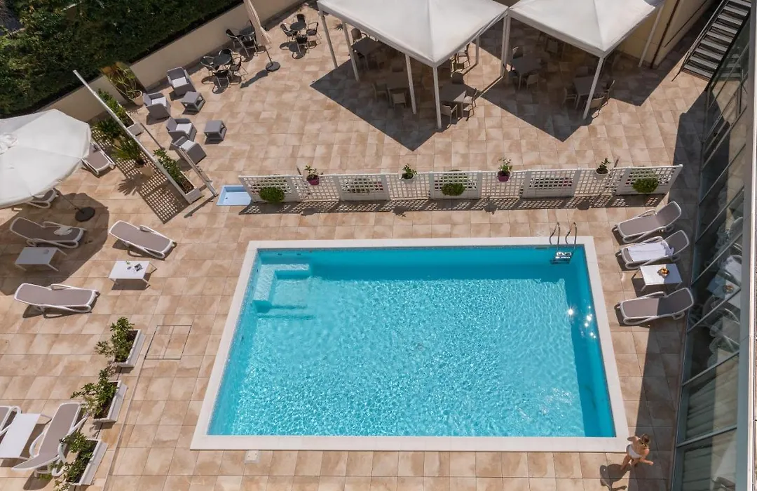 Hotel Concorde-1