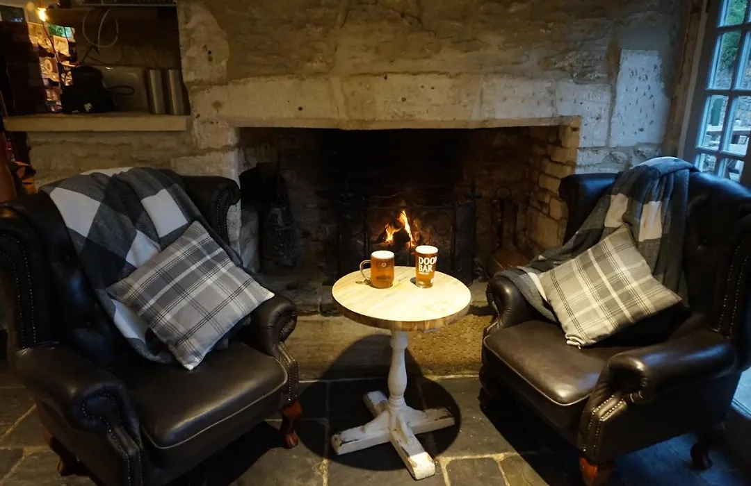 The Barge Inn-1