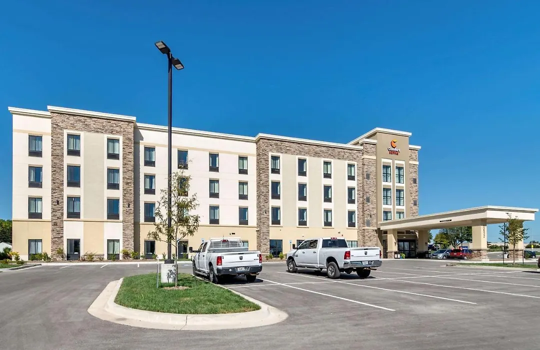 Comfort Suites Grandview - Kansas City-1