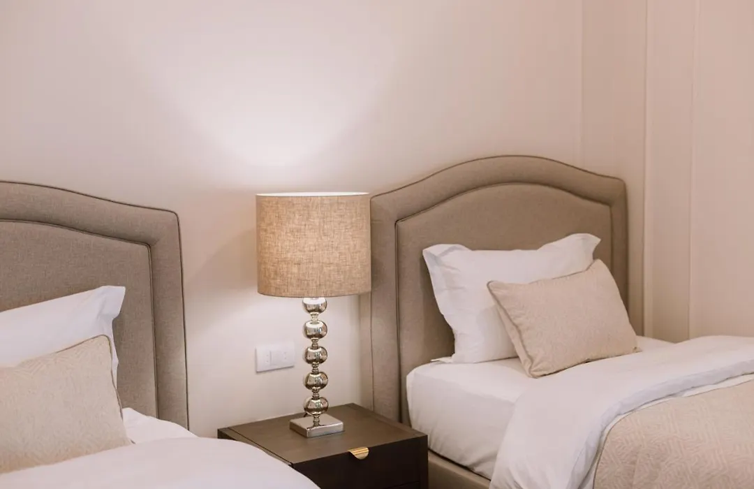 Hotel Divine Park-1