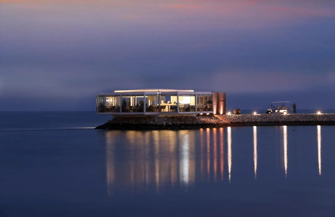 Jaw Resort & Spa-1