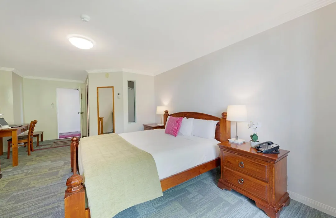 Burnett Riverside Hotel-1