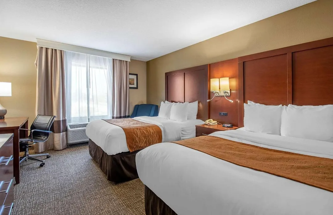 Comfort Inn & Suites Muncie Near University-1