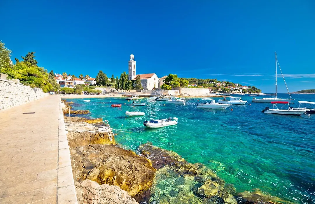 Beach Bay Hvar Hotel-1