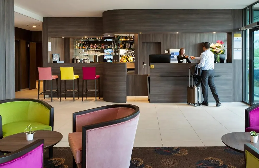 Hotel Roi Soleil Prestige Plaisir - St Quentin-1