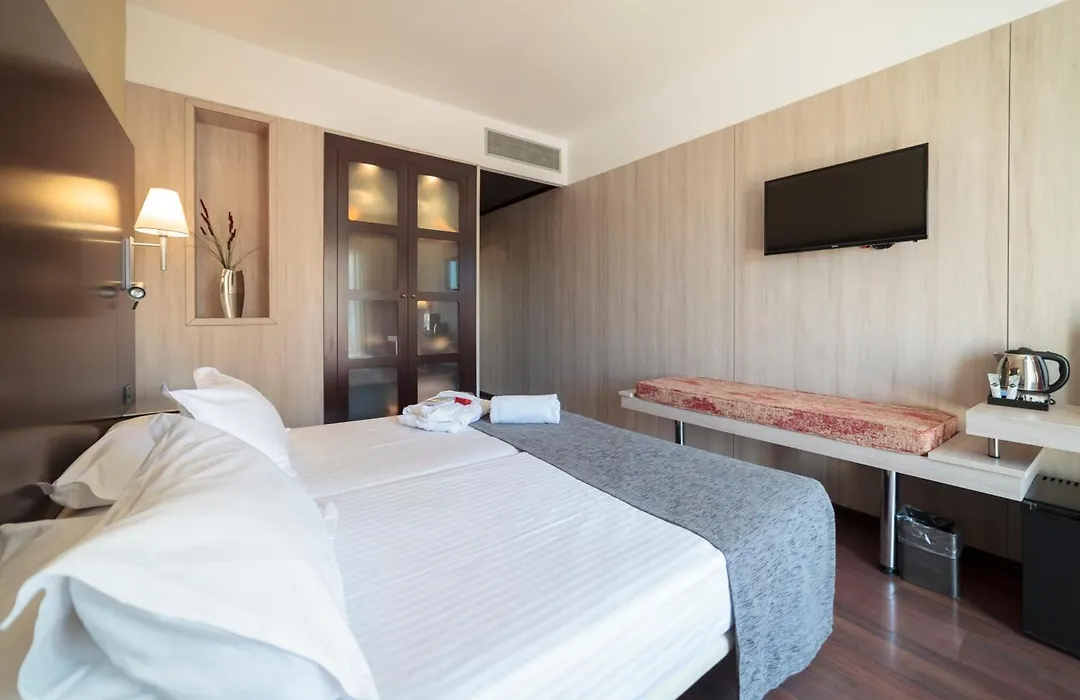 Hotel Salymar-1