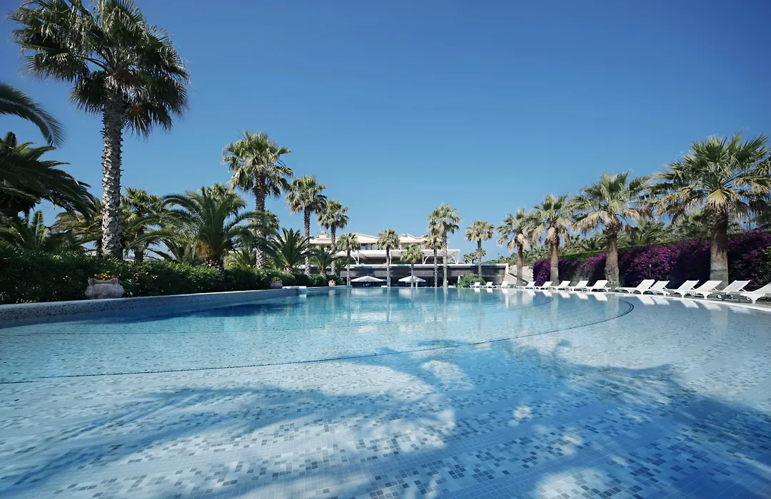 Savoy Hotel & Spa - Preferred Hotels & Resorts-1