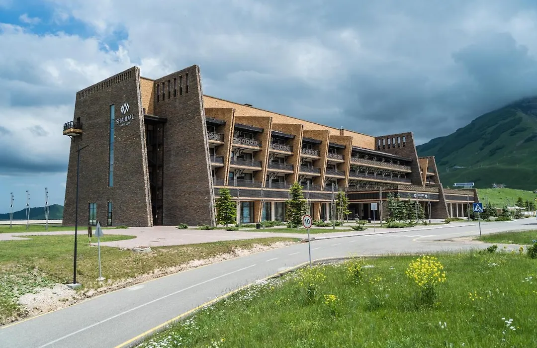 Shahdag Hotel & Spa-1