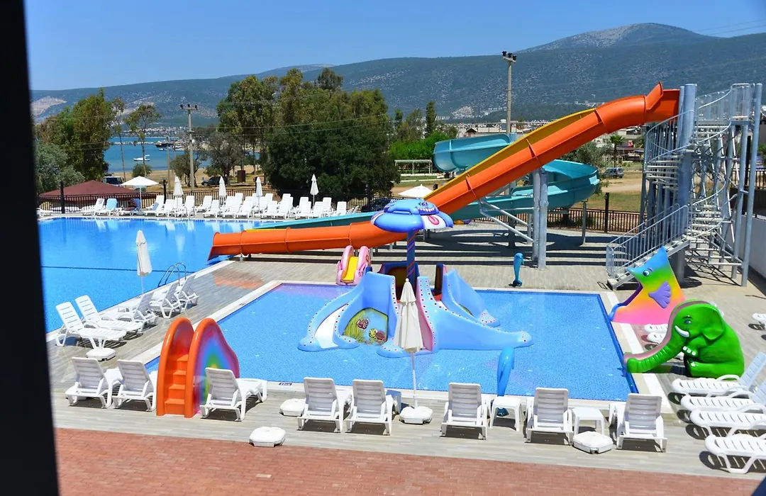 Ramada Resort By Wyndham Akbuk-1
