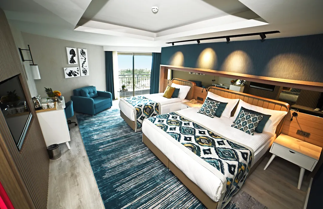 Royal Wings Hotel-1