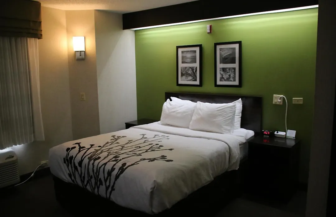 Sleep Inn Near Great Lakes Naval Base-1