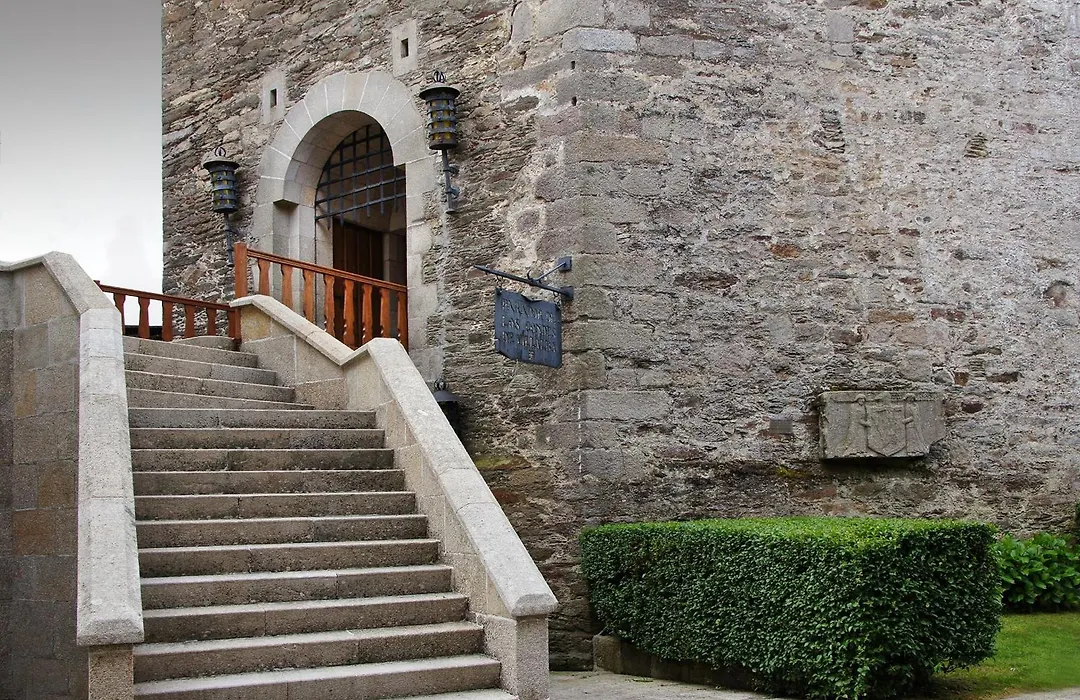 Parador De Vilalba-1