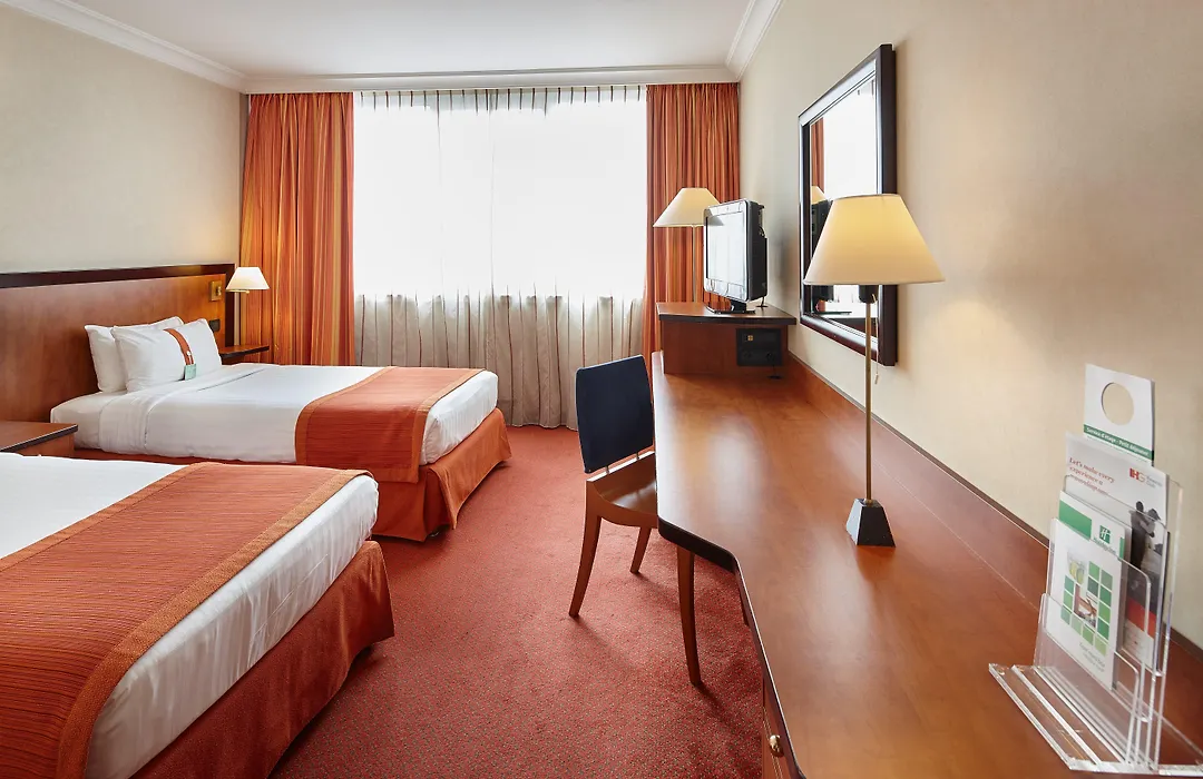 Doubletree By Hilton Paris Bougival-1