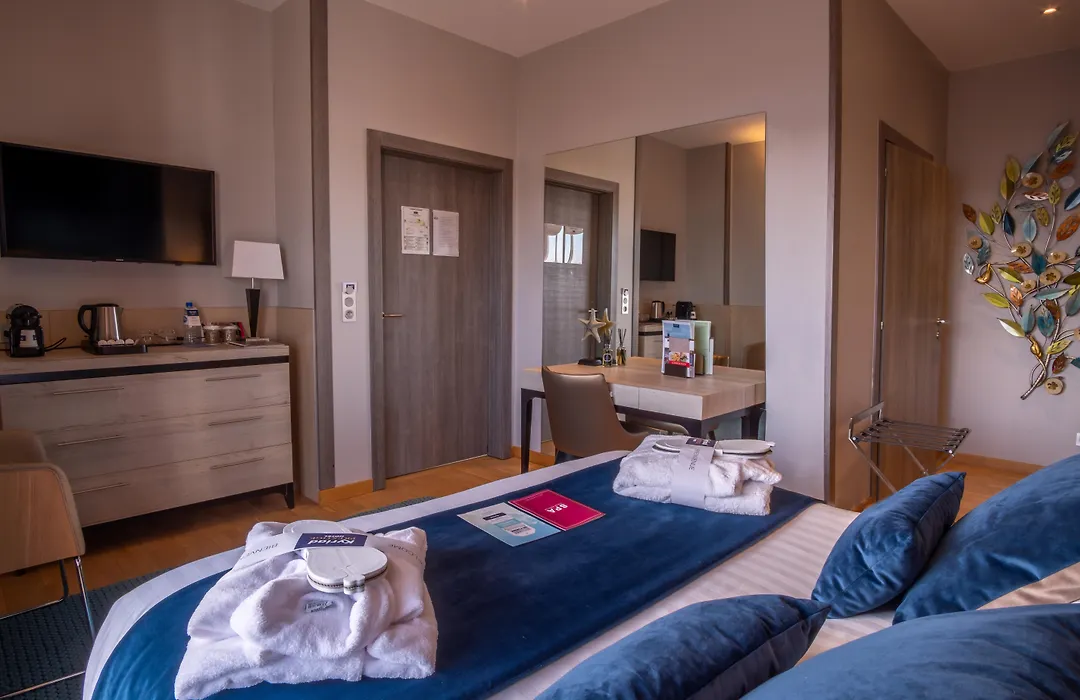 Kyriad Prestige Lyon Est - Saint Priest Eurexpo Hotel&SPA-1