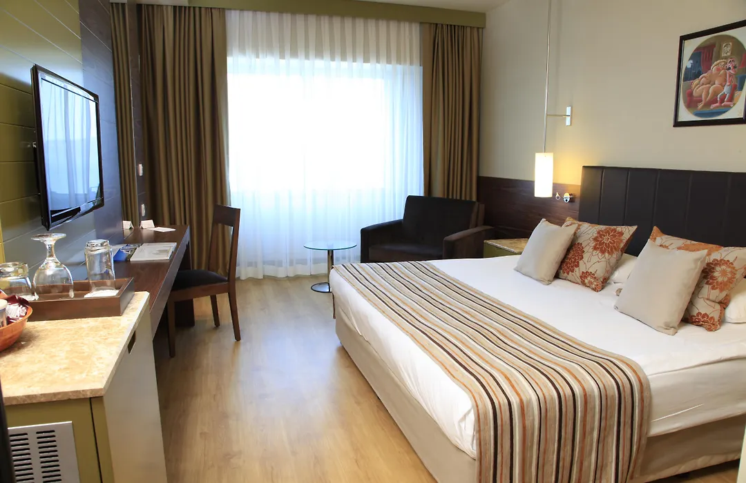 Kolin Hotel Spa & Convention Center-1