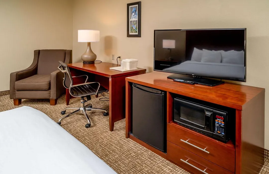 Comfort Inn & Suites Grundy-1