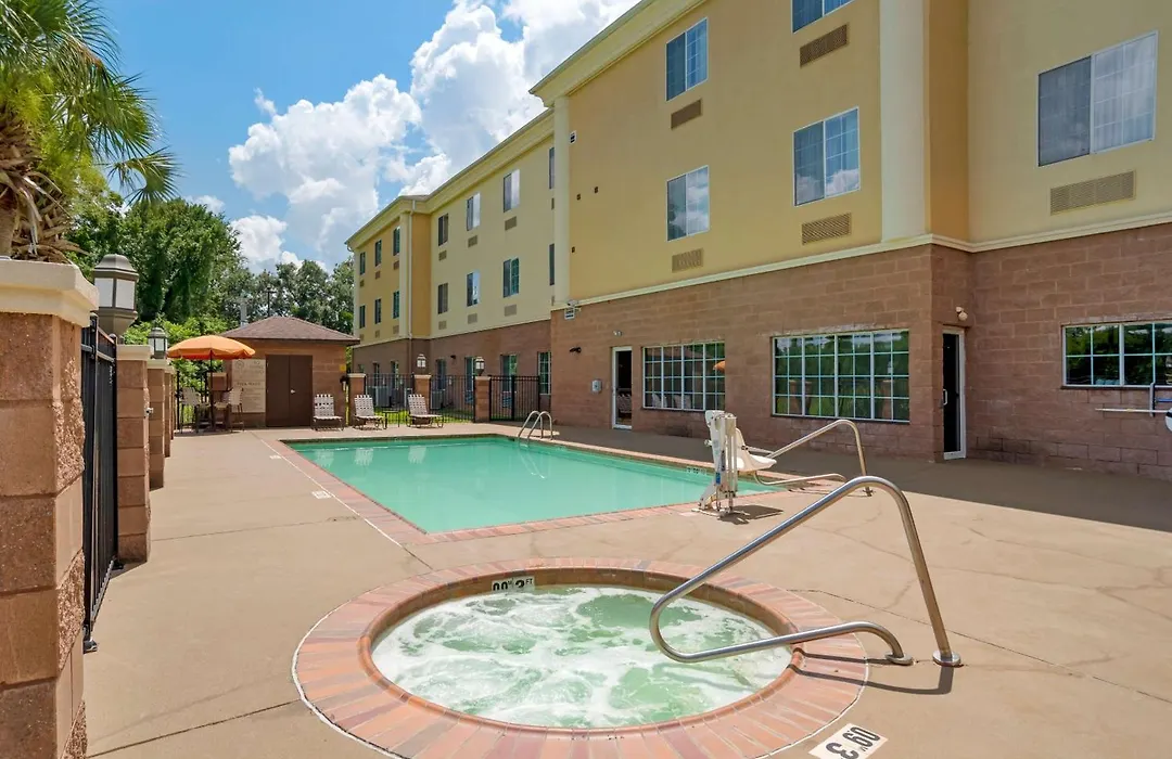 Comfort Suites Alexandria North-1