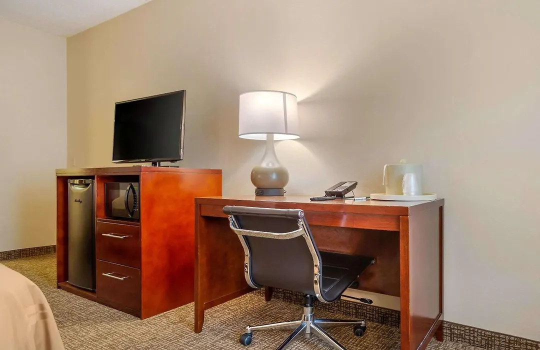 Quality Inn & Suites Olde Town-1