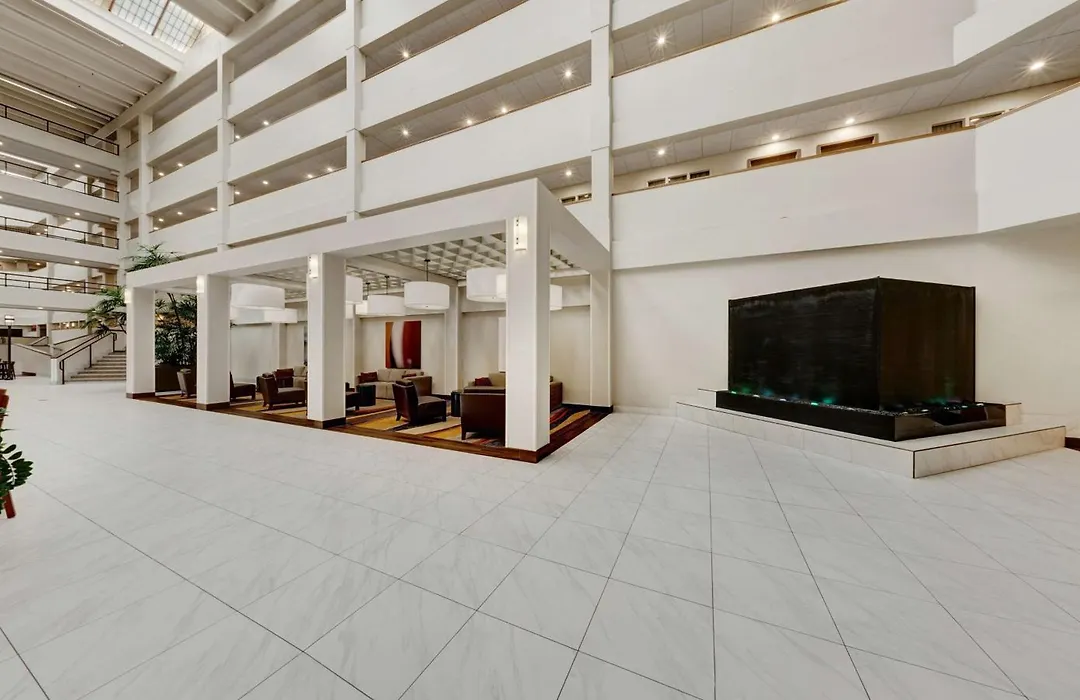 Embassy Suites By Hilton Milwaukee Brookfield-1