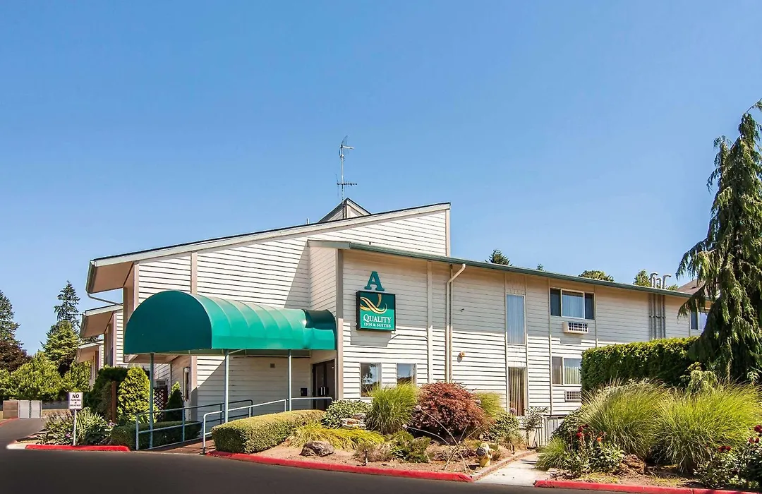 Quality Inn & Suites Vancouver - Hazel Dell-1
