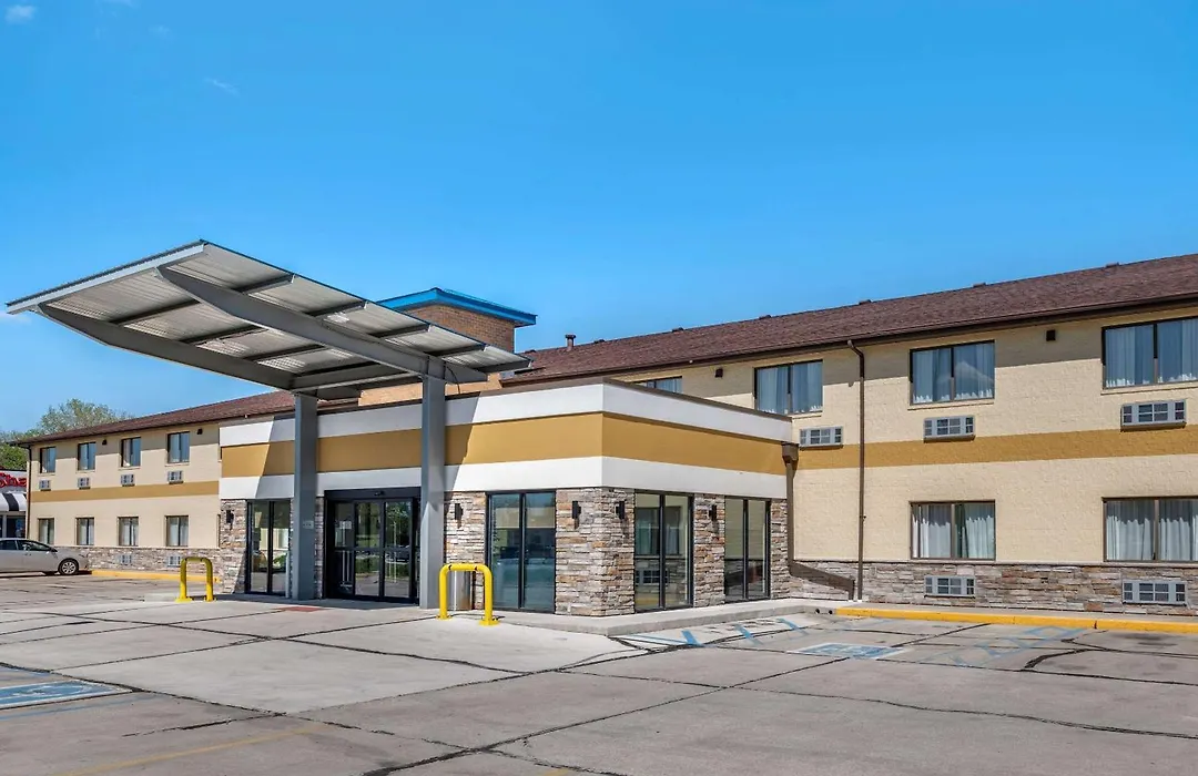 Comfort Inn Near Kokomo Speedway-1