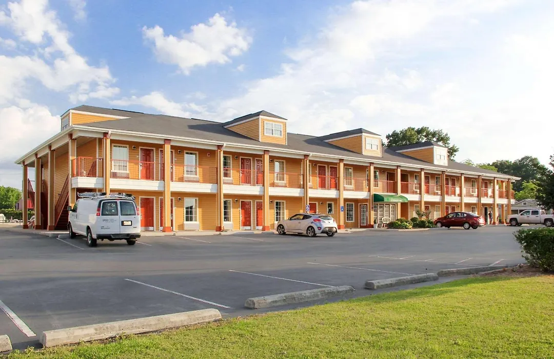Quality Inn Albertville Us 431-1