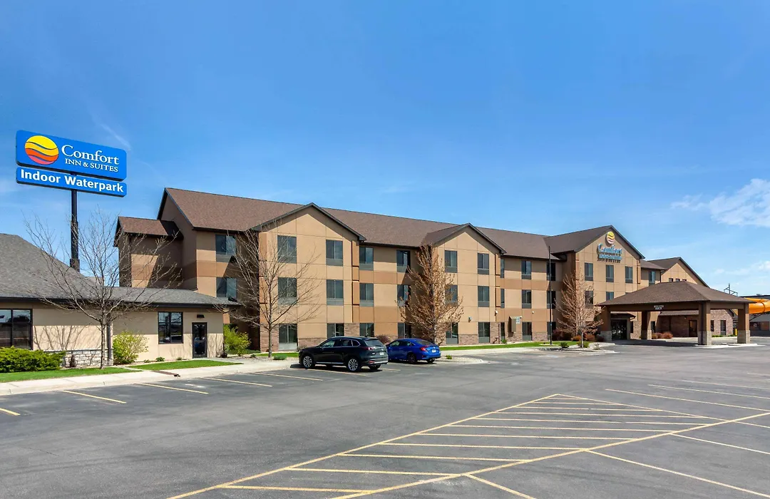 Comfort Inn & Suites Mitchell I-90-1