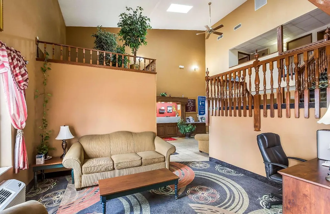Econo Lodge Inn & Suites Fairview Heights St Louis-1