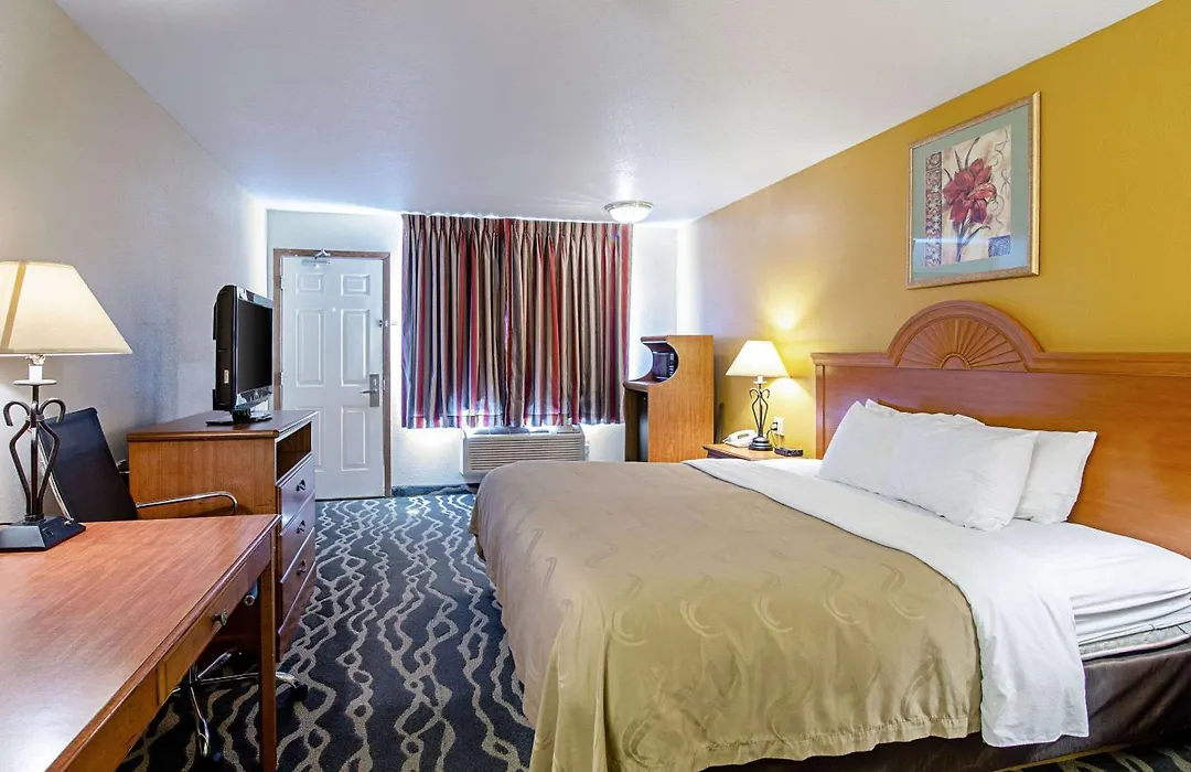 Quality Inn Huron-1