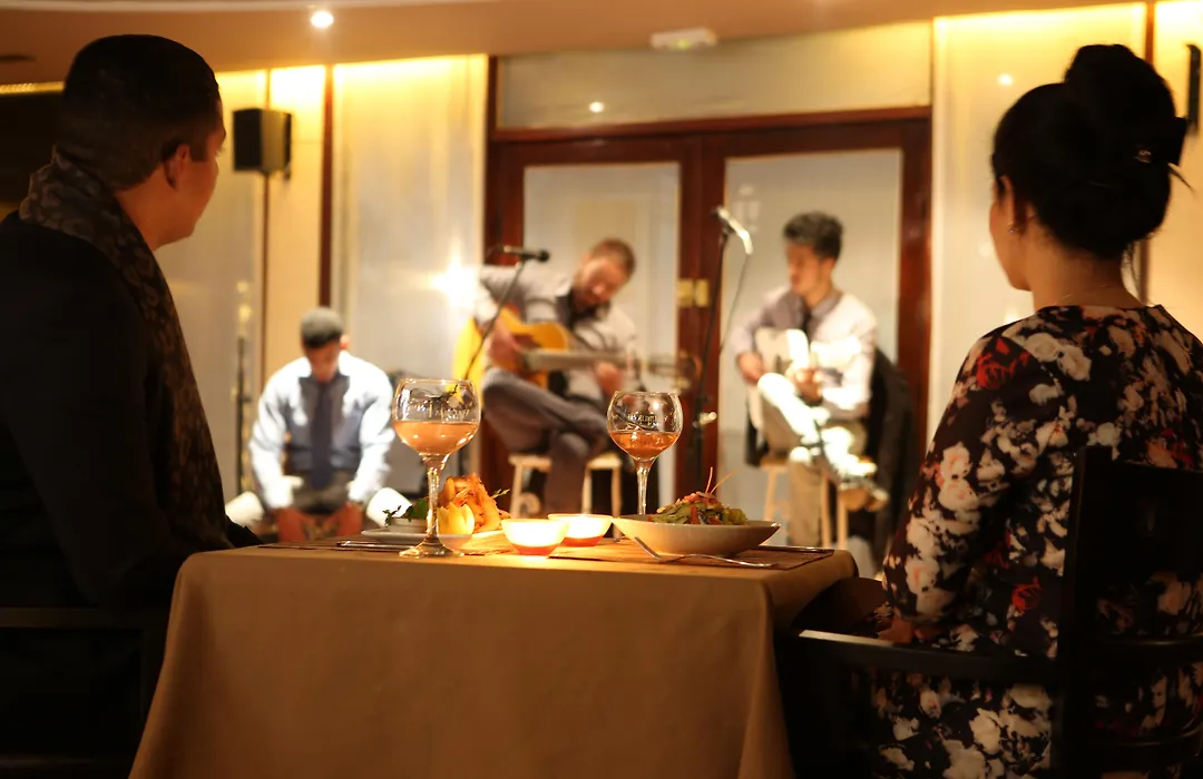 Hotel Transatlantique-1