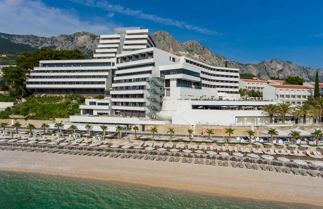 Medora Auri Family Beach Resort-1