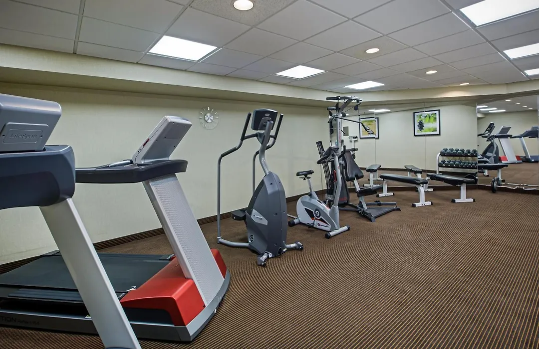 Quality Inn & Suites Regina Downtown-1