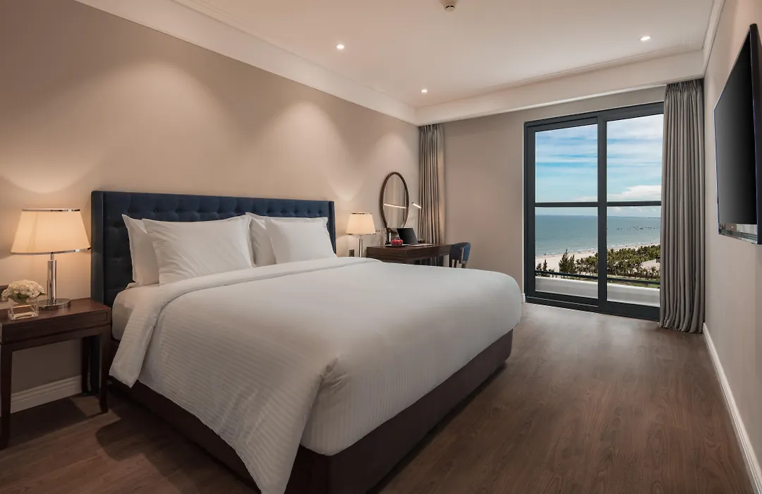 Altara Suites Da Nang By Ahg-1