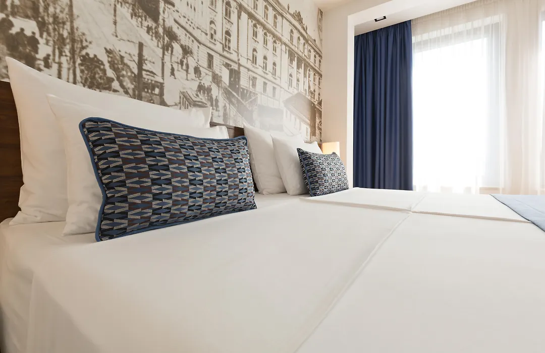Abba Hotel-1