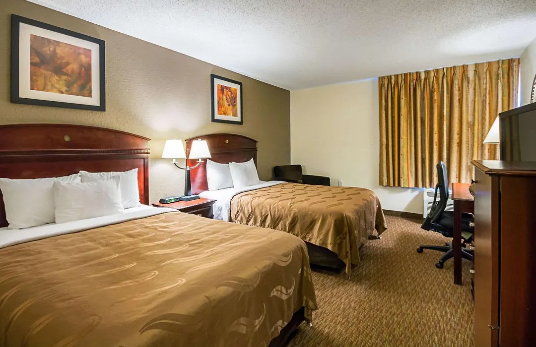Quality Inn Fairmont-1