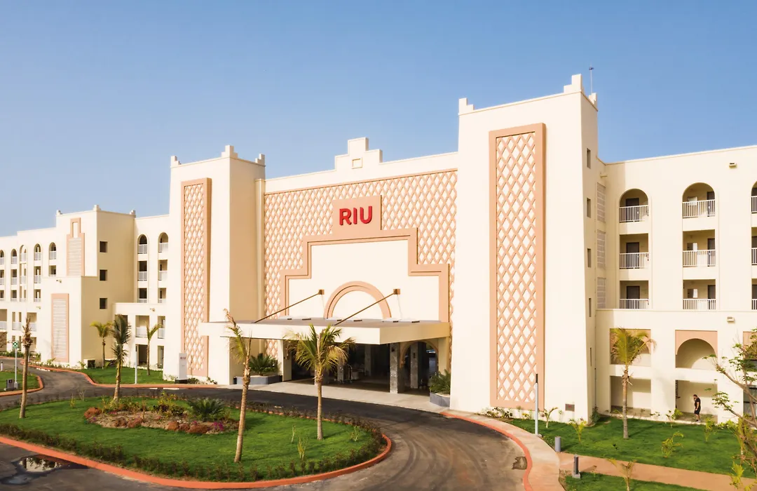Hotel Riu Baobab-1