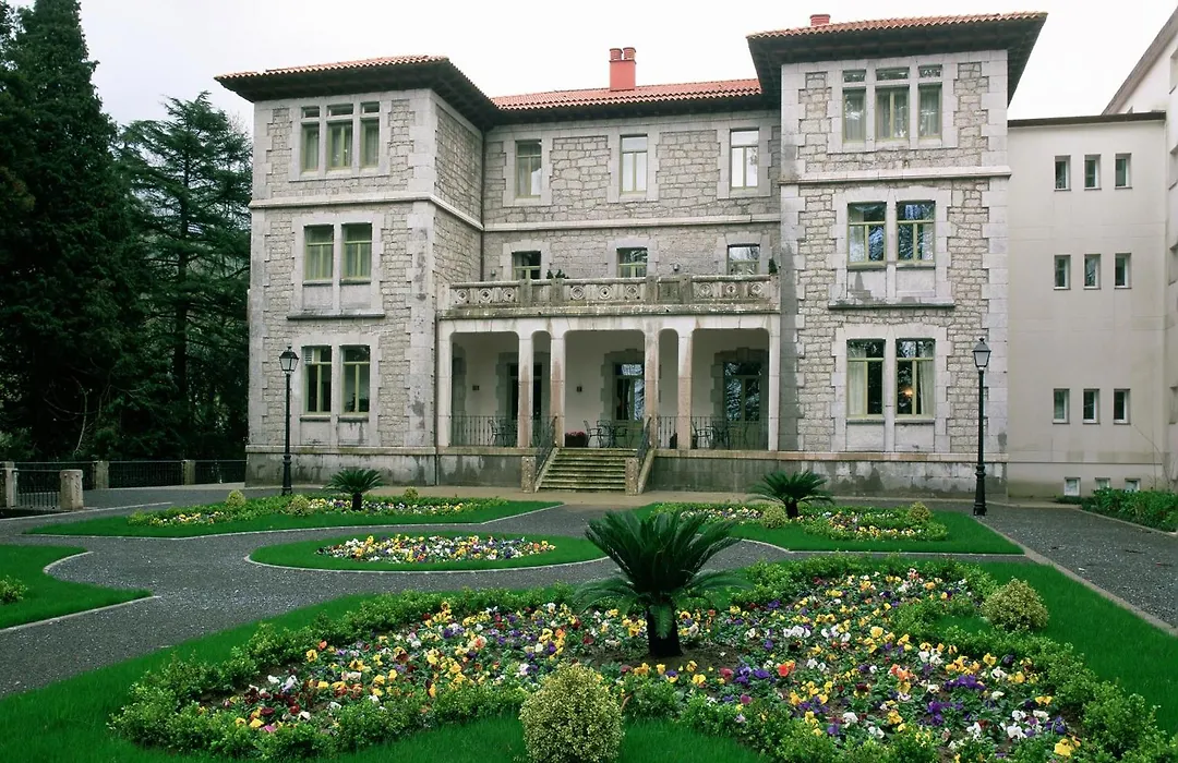 Parador De Limpias-1