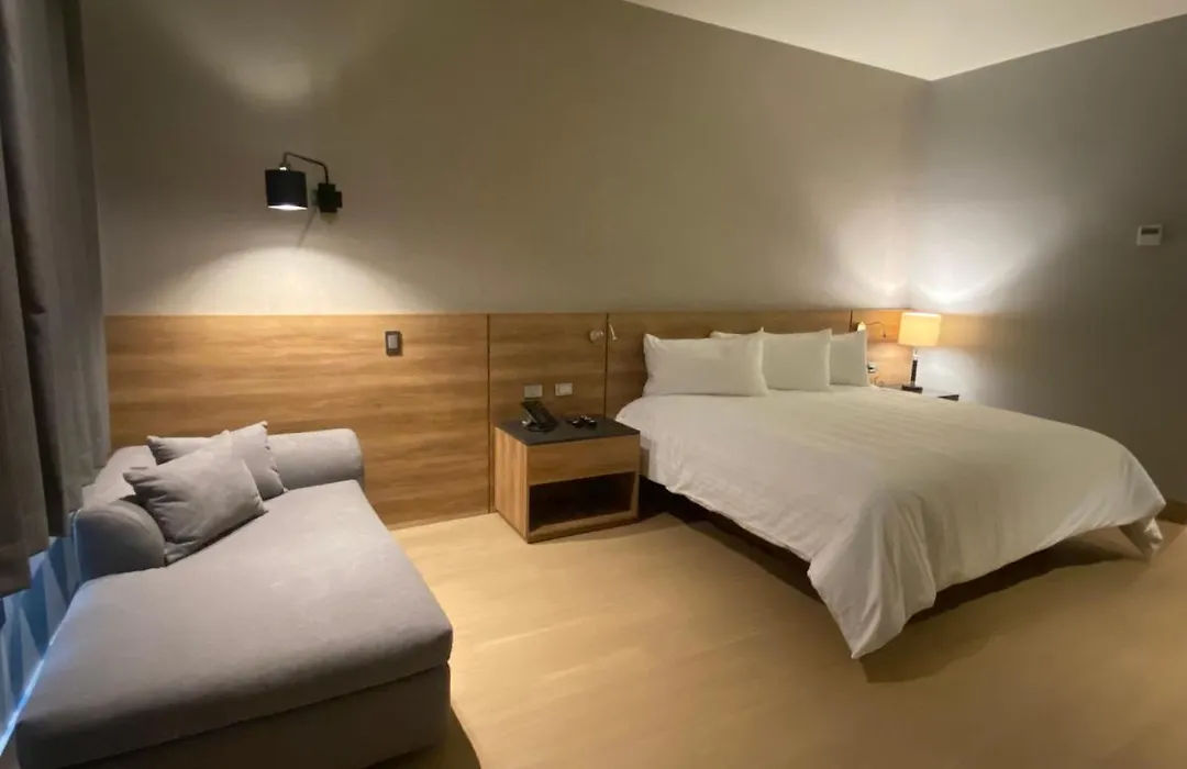 Rivi Grand Hotel-1