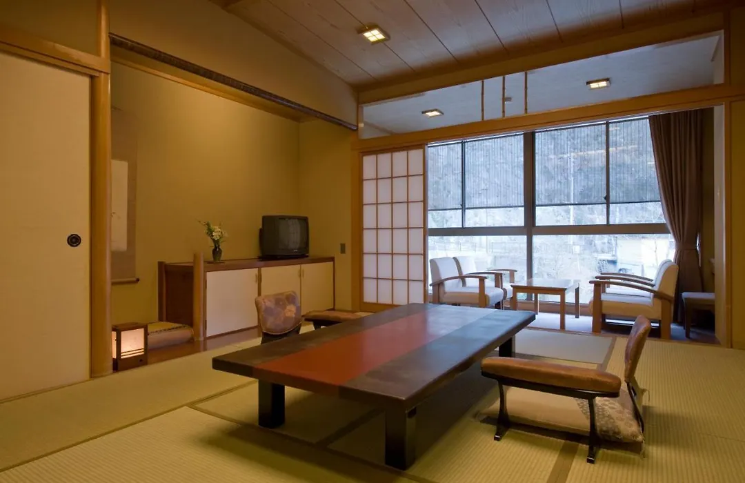 Nishiyama Onsen Keiunkan-1