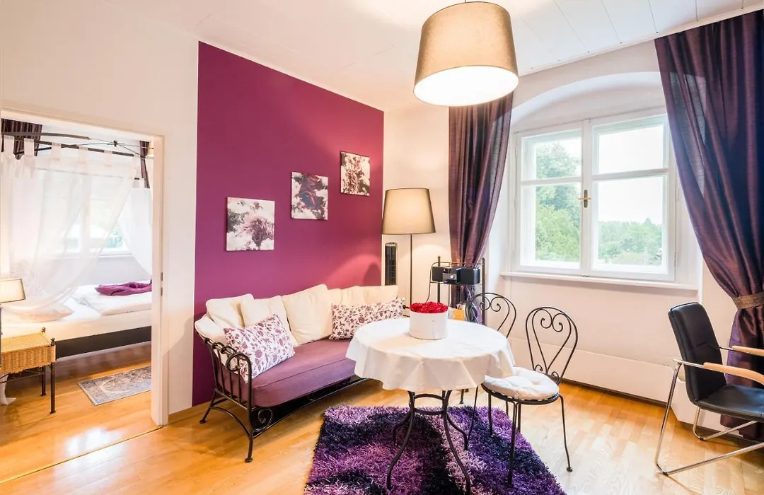 Schlosshotel Rosenau Superior-1