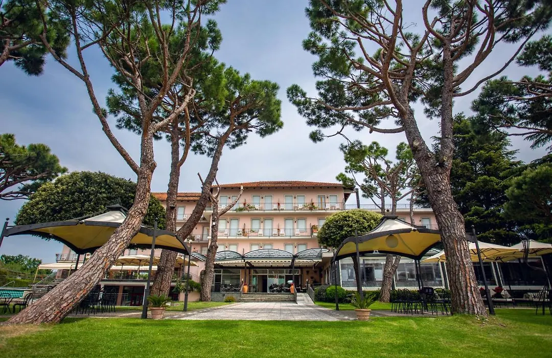 Hotel Marina-1