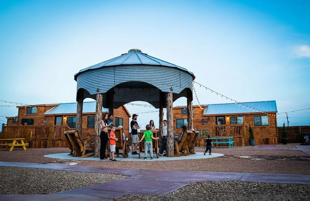 The Big Texan - Cabins And Wagons-1