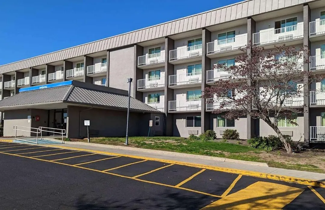Motel 6-Danvers, Ma - Boston North-1
