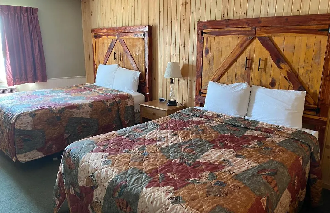 Celebrity Inn-1