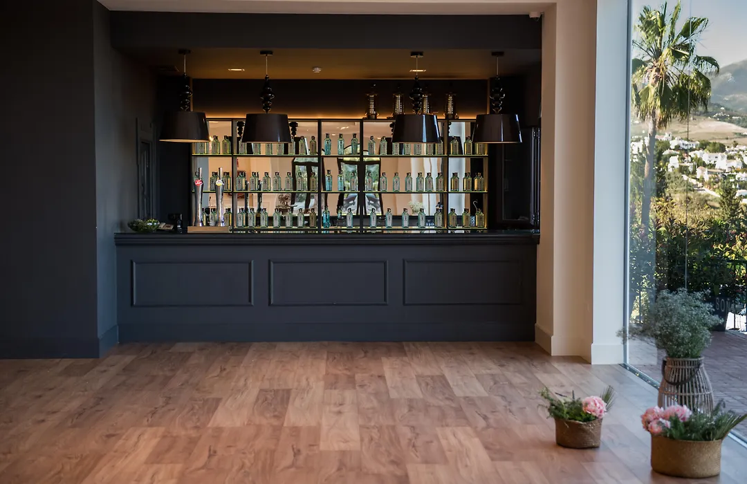 B Bou Hotel La Vinuela & Spa-1