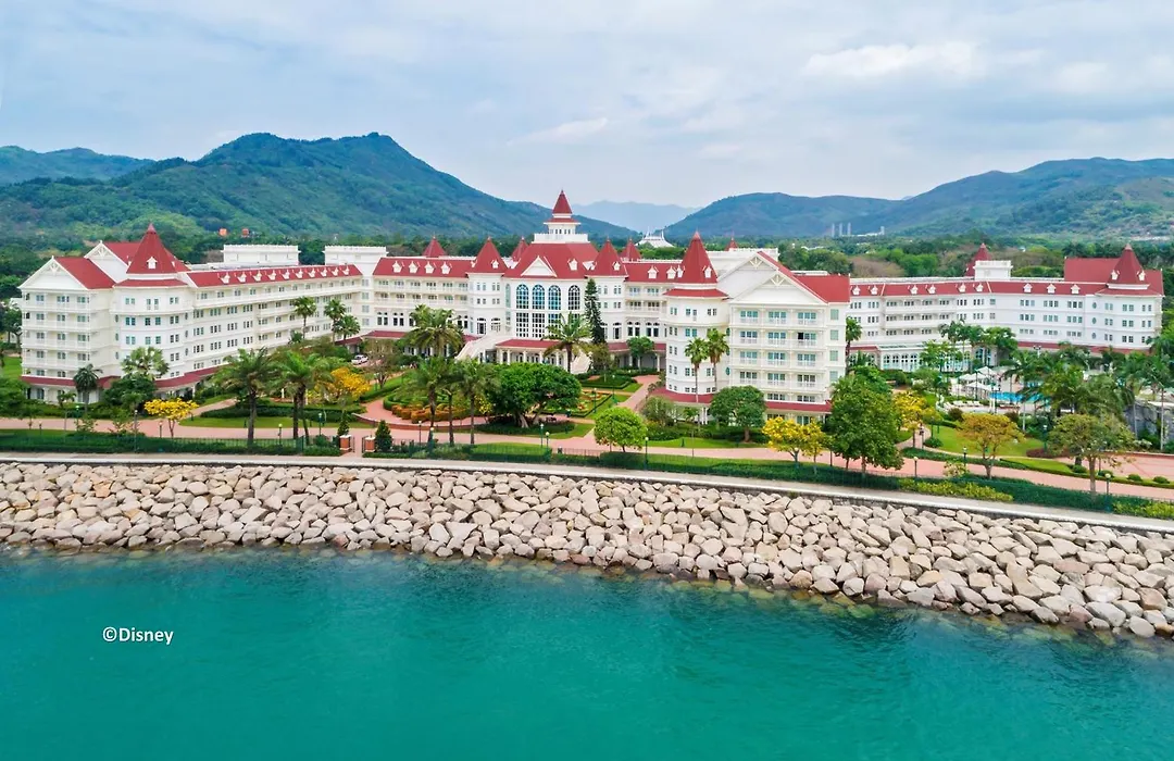 Hong Kong Disneyland Hotel-1