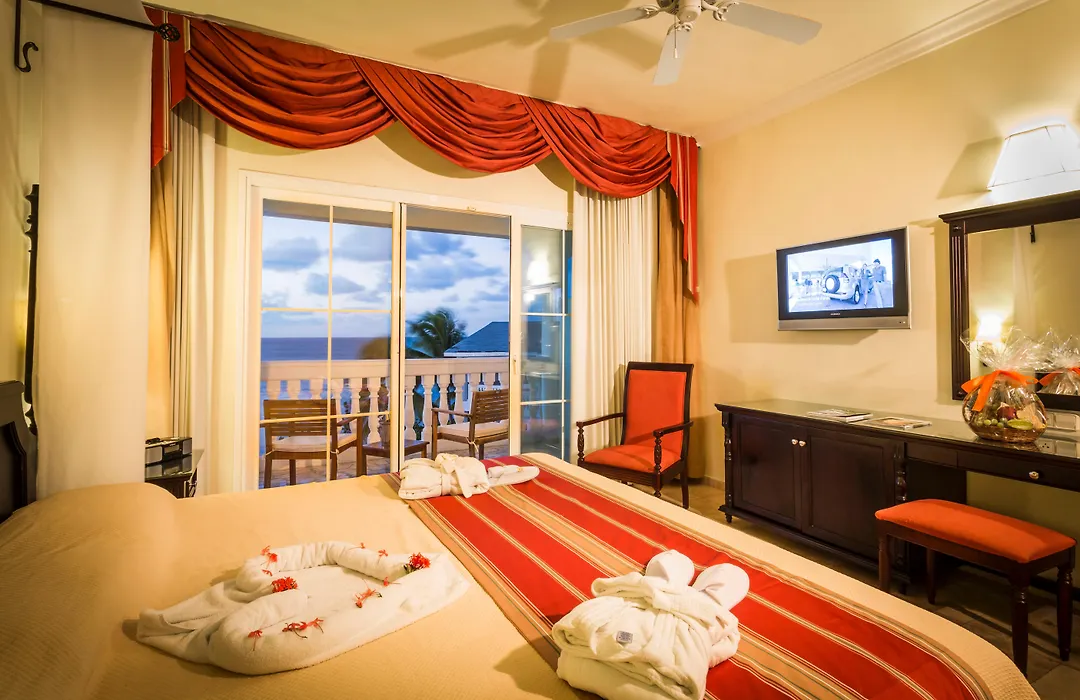 Grand Palladium Jamaica Resort & Spa All Inclusive-1